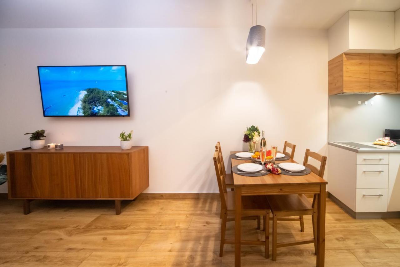 Apartment Maya's Flats & 74 - Swietej Barbary